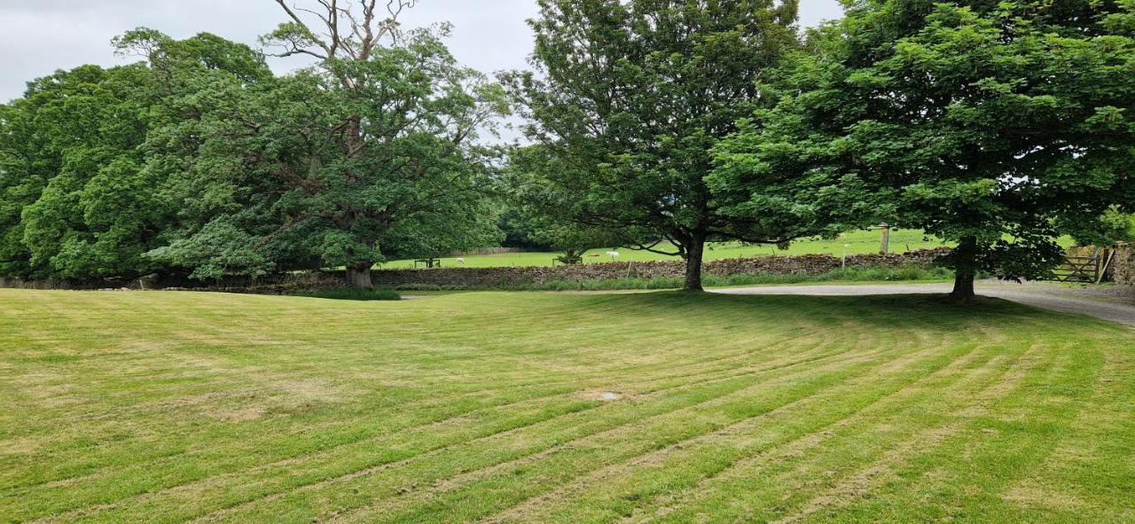 East Witton Braithwaite Hall Apartment מראה חיצוני תמונה