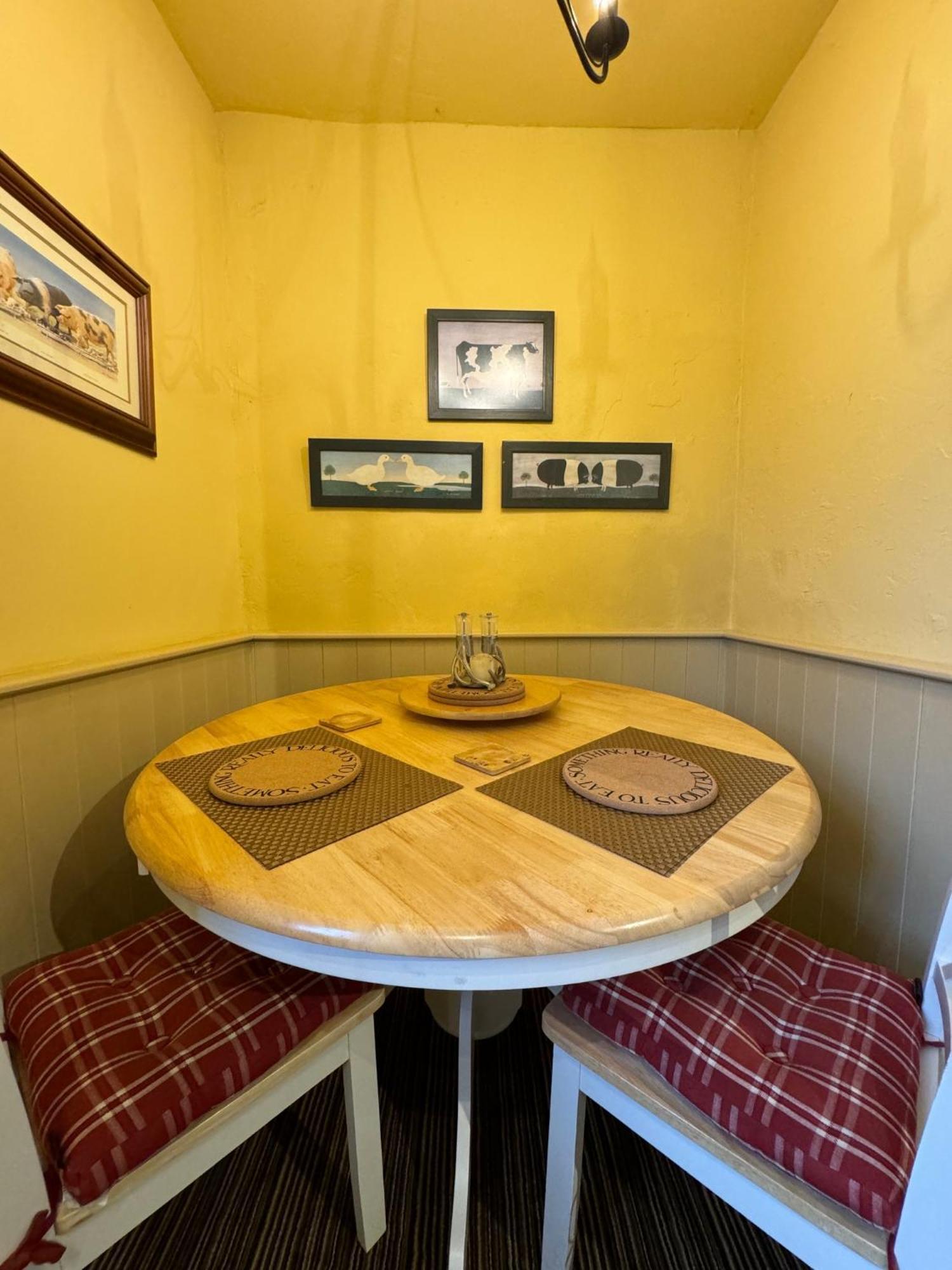 East Witton Braithwaite Hall Apartment מראה חיצוני תמונה